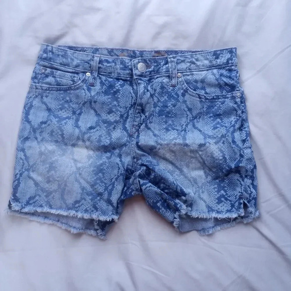 *Seven7 shorts size 6 ( box CD ) - Picture 1 of 4